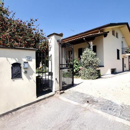Apartament A Casa Di Cinzia Forte dei Marmi Zewnętrze zdjęcie