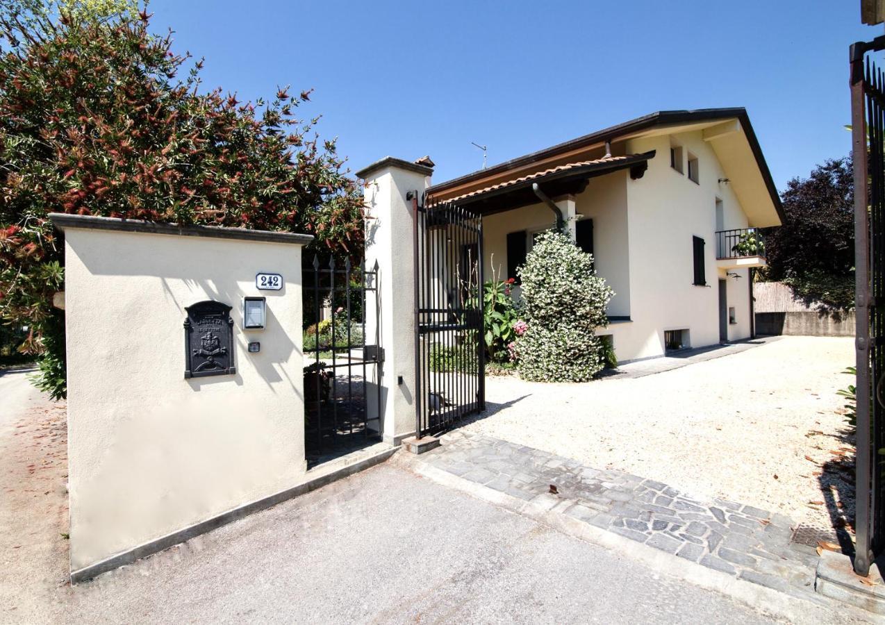 Apartament A Casa Di Cinzia Forte dei Marmi Zewnętrze zdjęcie