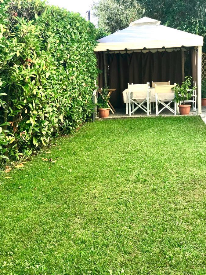 Apartament A Casa Di Cinzia Forte dei Marmi Zewnętrze zdjęcie